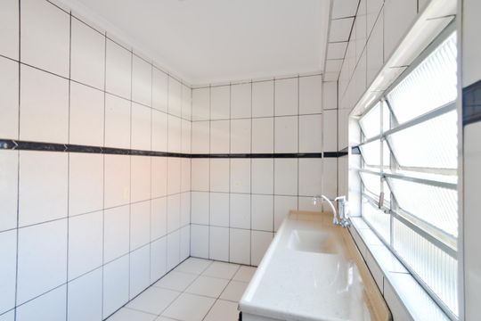 Cozinha  de casa para alugar com 2 quartos, 100m² em Jardim Sao Francisco, Guarulhos