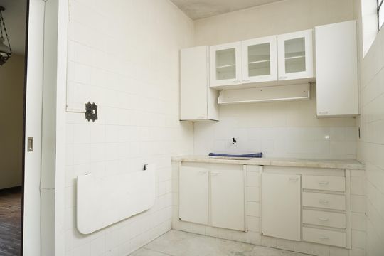 Cozinha  de apartamento à venda com 3 quartos, 120m² em Coração Eucarístico, Belo Horizonte