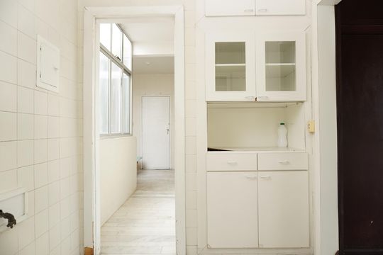 Cozinha  de apartamento à venda com 3 quartos, 120m² em Coração Eucarístico, Belo Horizonte