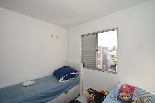 Quarto 2 de apartamento à venda com 2 quartos, 50m² em Jardim Santa Terezinha, Taboão da Serra