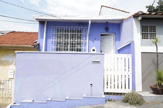 Fachada de casa à venda com 3 quartos, 100m² em Ipiranga, São Paulo