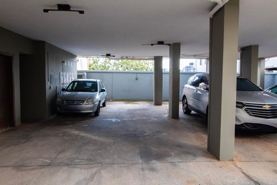 Garagem de apartamento à venda com 3 quartos, 105m² em Buritis, Belo Horizonte
