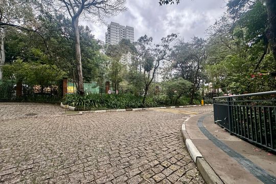 Área externa de apartamento à venda com 4 quartos, 150m² em Santo Amaro, São Paulo
