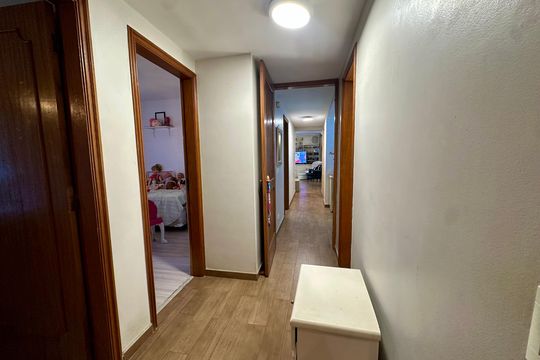Corredor de apartamento à venda com 4 quartos, 150m² em Santo Amaro, São Paulo