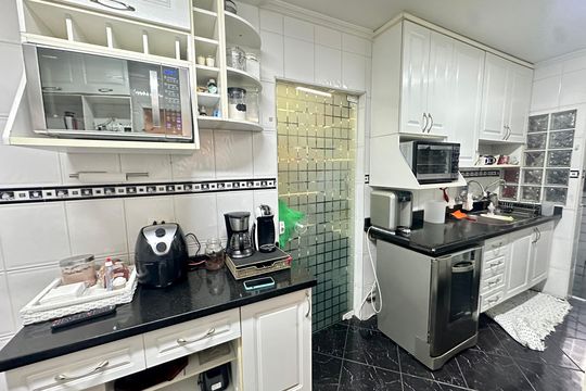 Dispensa de apartamento à venda com 4 quartos, 150m² em Santo Amaro, São Paulo