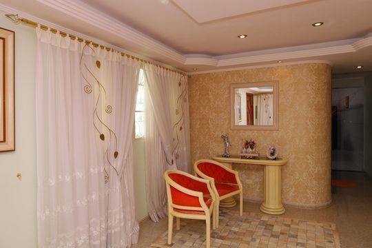 Sala de casa à venda com 3 quartos, 180m² em Fazenda Aricanduva, São Paulo