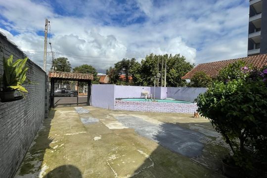 Casa para alugar com 4 quartos, 360m² em Scharlau, São Leopoldo