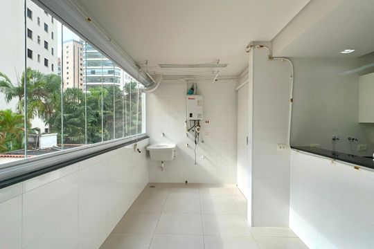 Área de Serviço de apartamento para alugar com 2 quartos, 162m² em Paraíso, São Paulo
