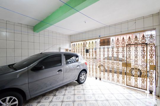 Garagem de casa à venda com 3 quartos, 125m² em Jardim Cumbica, Guarulhos