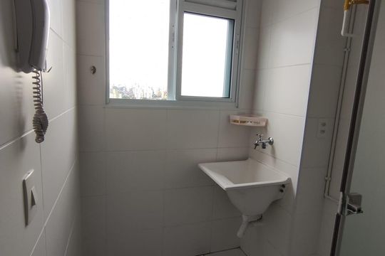 Banheiro de apartamento para alugar com 2 quartos, 40m² em Jardim Germania, São Paulo