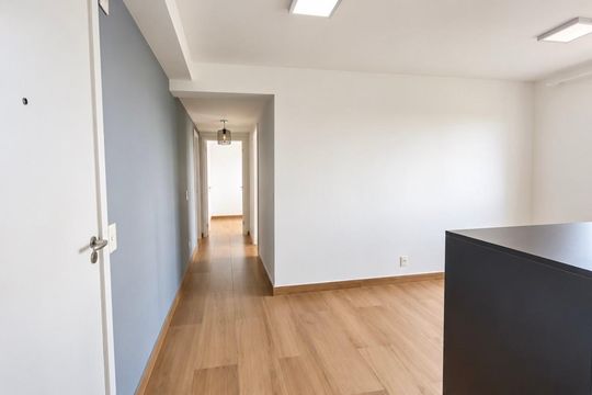 Sala de apartamento para alugar com 2 quartos, 40m² em Jardim Germania, São Paulo