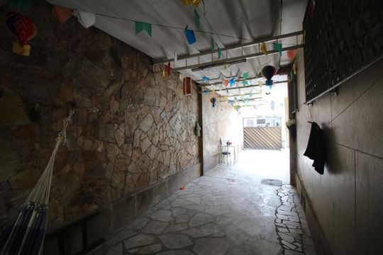 Garagem de casa à venda com 4 quartos, 240m² em Vila da Penha, Rio de Janeiro