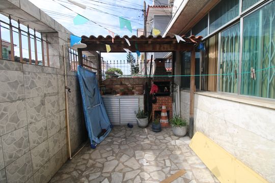 Varanda de casa à venda com 4 quartos, 240m² em Vila da Penha, Rio de Janeiro