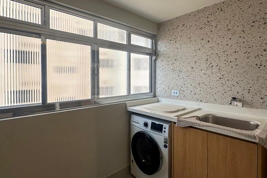 Área de Serviço de apartamento para alugar com 2 quartos, 87m² em Vila Gumercindo, São Paulo