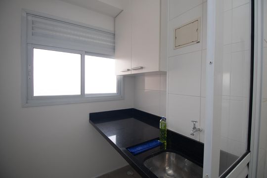 Área de Serviço de apartamento para alugar com 2 quartos, 60m² em Jardim Vila Galvao, Guarulhos