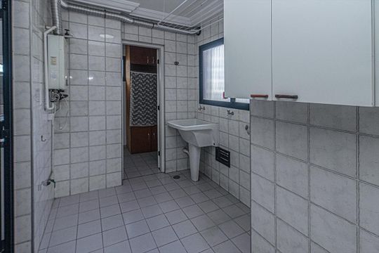 Área de serviço de apartamento para alugar com 4 quartos, 120m² em Jardim da Saúde, São Paulo