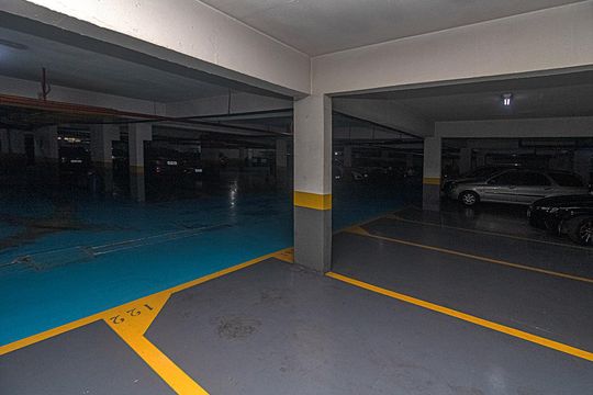 garagem_4 de apartamento para alugar com 4 quartos, 120m² em Jardim da Saúde, São Paulo