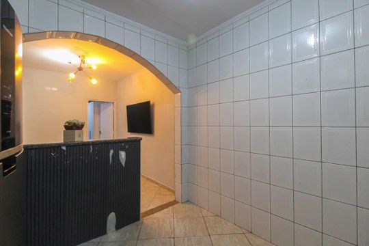 Cozinha 2 de casa à venda com 3 quartos, 168m² em Jardim Dona Sinha, São Paulo