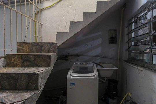Área de Serviço 2 de casa à venda com 3 quartos, 168m² em Jardim Dona Sinha, São Paulo