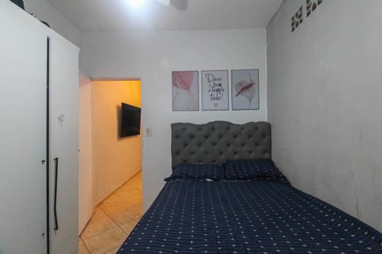 Quarto 2 de casa à venda com 3 quartos, 168m² em Jardim Dona Sinha, São Paulo