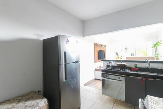 Cozinha 1 de casa à venda com 3 quartos, 168m² em Jardim Dona Sinha, São Paulo