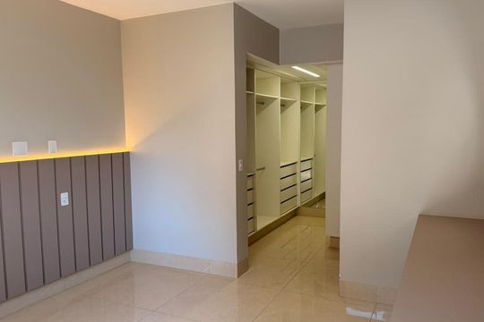 Quarto de apartamento para alugar com 4 quartos, 165m² em Setor Bueno, Goiânia