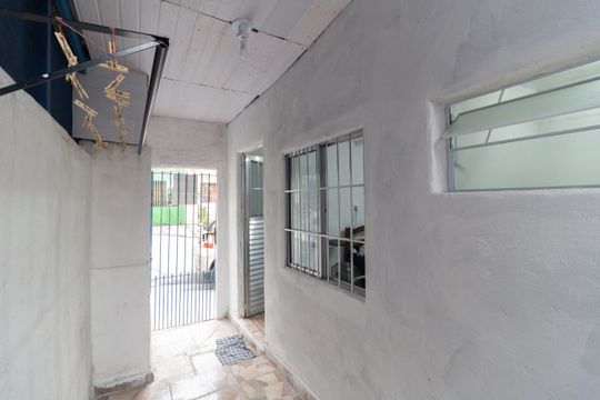 Entrada de casa para alugar com 1 quarto, 22m² em Jardim Vergueiro, São Paulo