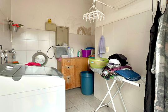 Lavanderia de casa à venda com 3 quartos, 280m² em Vila Madalena, São Paulo