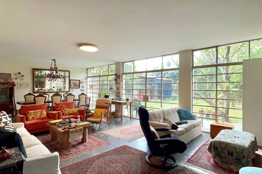 Casa à venda com 3 quartos, 280m² em Vila Madalena, São Paulo