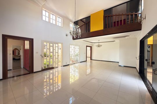 Casa de Condomínio à venda com 8 quartos, 757m² em Estância do Hibisco, Contagem