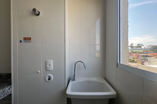 Área de Serviço de apartamento para alugar com 2 quartos, 49m² em Braúnas, Belo Horizonte