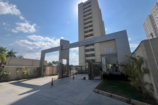 Fachada do Prédio de apartamento para alugar com 2 quartos, 49m² em Braúnas, Belo Horizonte
