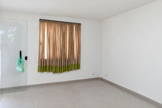 Quarto de casa para alugar com 2 quartos, 70m² em Campo Grande, Rio de Janeiro