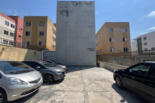 Garagem de apartamento para alugar com 2 quartos, 52m² em Arvoredo, Contagem