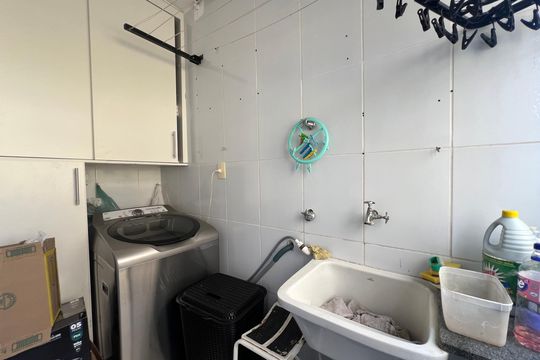 Área de Serviço de apartamento para alugar com 2 quartos, 52m² em Arvoredo, Contagem