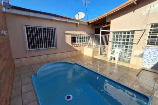 Área externa de casa para alugar com 2 quartos, 130m² em Campo Grande, Rio de Janeiro