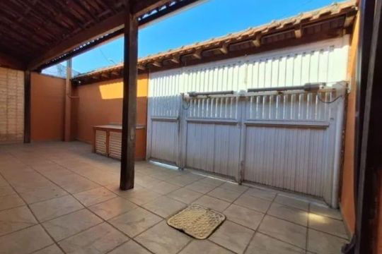 Área externa de casa para alugar com 2 quartos, 130m² em Campo Grande, Rio de Janeiro