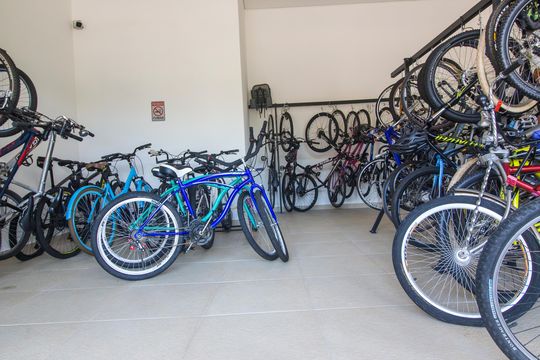 Área comum de apartamento para alugar com 1 quarto, 50m² em Tamboré, Santana de Parnaíba