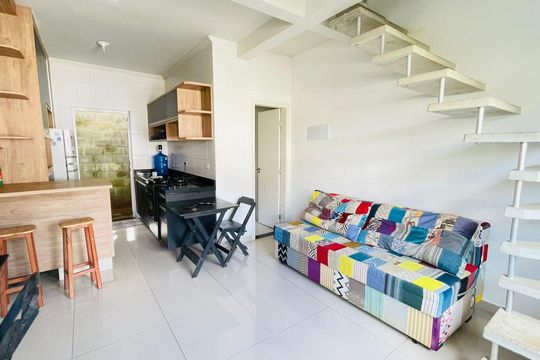 Casa de Condomínio para alugar com 2 quartos, 48m² em Paisagem Casa Grande, Cotia