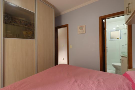 Suíte de apartamento para alugar com 2 quartos, 60m² em Vila Eldizia, Santo André