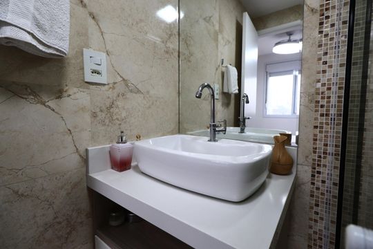 Banheiro da Suíte de apartamento à venda com 2 quartos, 70m² em Tatuapé, São Paulo