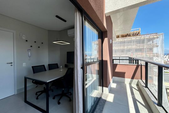 Coworking  de apartamento para alugar com 1 quarto, 50m² em Centro, Florianópolis