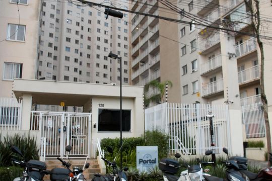 Fachada de apartamento para alugar com 2 quartos, 34m² em Socorro, São Paulo