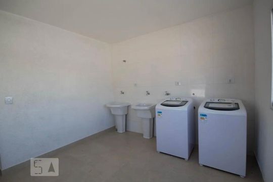 Área comum de kitnet/studio para alugar com 1 quarto, 17m² em Jardim Peri Peri, São Paulo