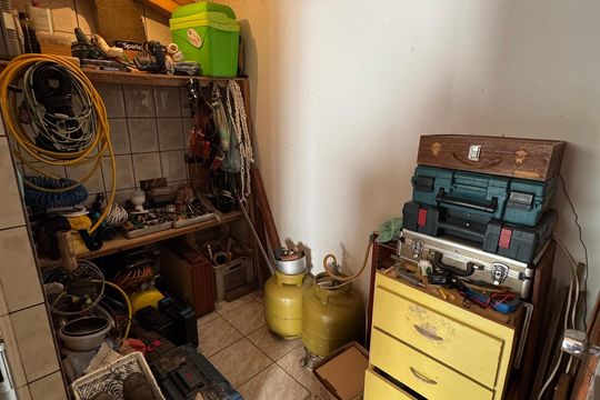 Despensa de casa à venda com 3 quartos, 170m² em Conjunto K, Brasília
