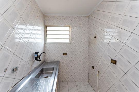 Cozinha de apartamento para alugar com 1 quarto, 71m² em Barra Funda, São Paulo