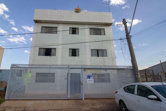 Apartamento à venda com 2 quartos, 46m² em Conjunto 7, Brasília