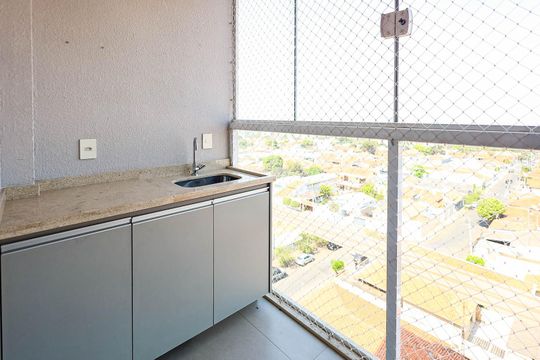 Sala - varanda de apartamento para alugar com 2 quartos, 81m² em Centro, Indaiatuba