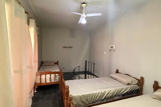 Quarto de apartamento para alugar com 2 quartos, 108m² em P. da Enseada, Guarujá