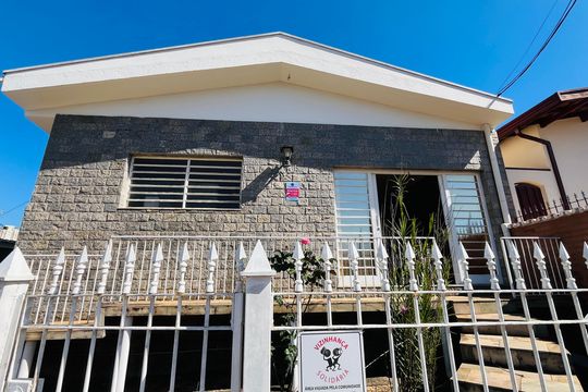 Casa para alugar com 4 quartos, 200m² em Parque Taquaral, Campinas